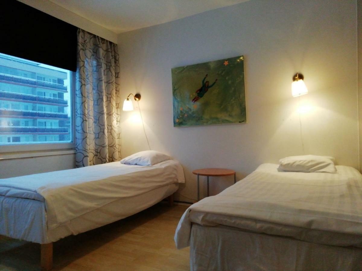 Hotel Turistihovi Коувола Екстериор снимка